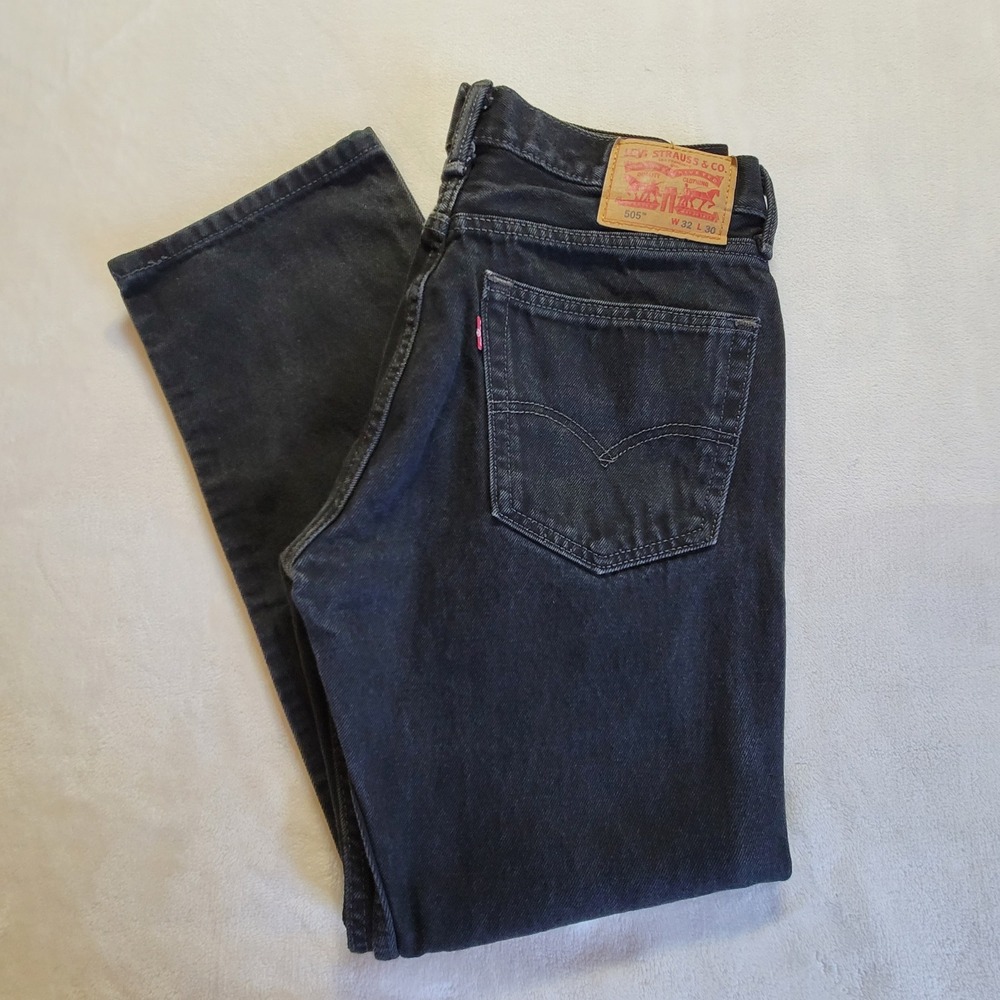 Classic Levi's 505 Regular Fit Jeans Mens 32x30 Black Straight Leg Denim